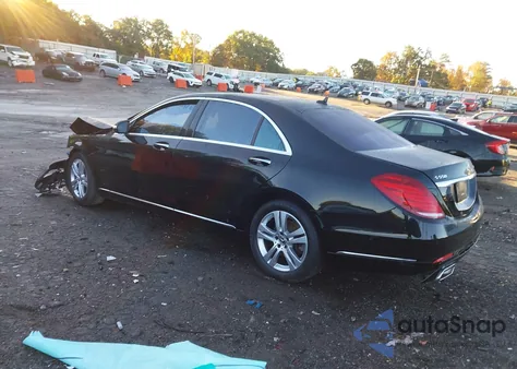 2017 Mercedes-Benz S 550 4Matic z USA, uszkodzony, nr VIN WDDUG8FB5HA324898